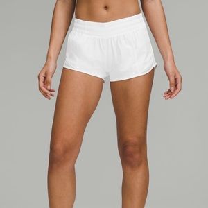 Lululemon hotty hot shorts white